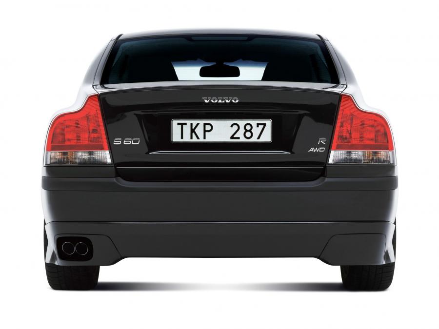  Volvo S60 R Sport 2004 года  (фото 2 из 2)